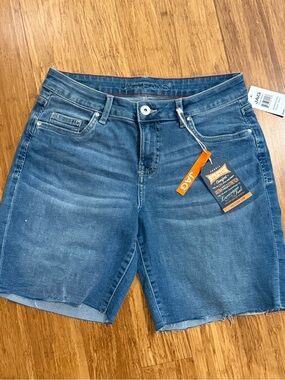 NWT Jag Jeans denim shorts
